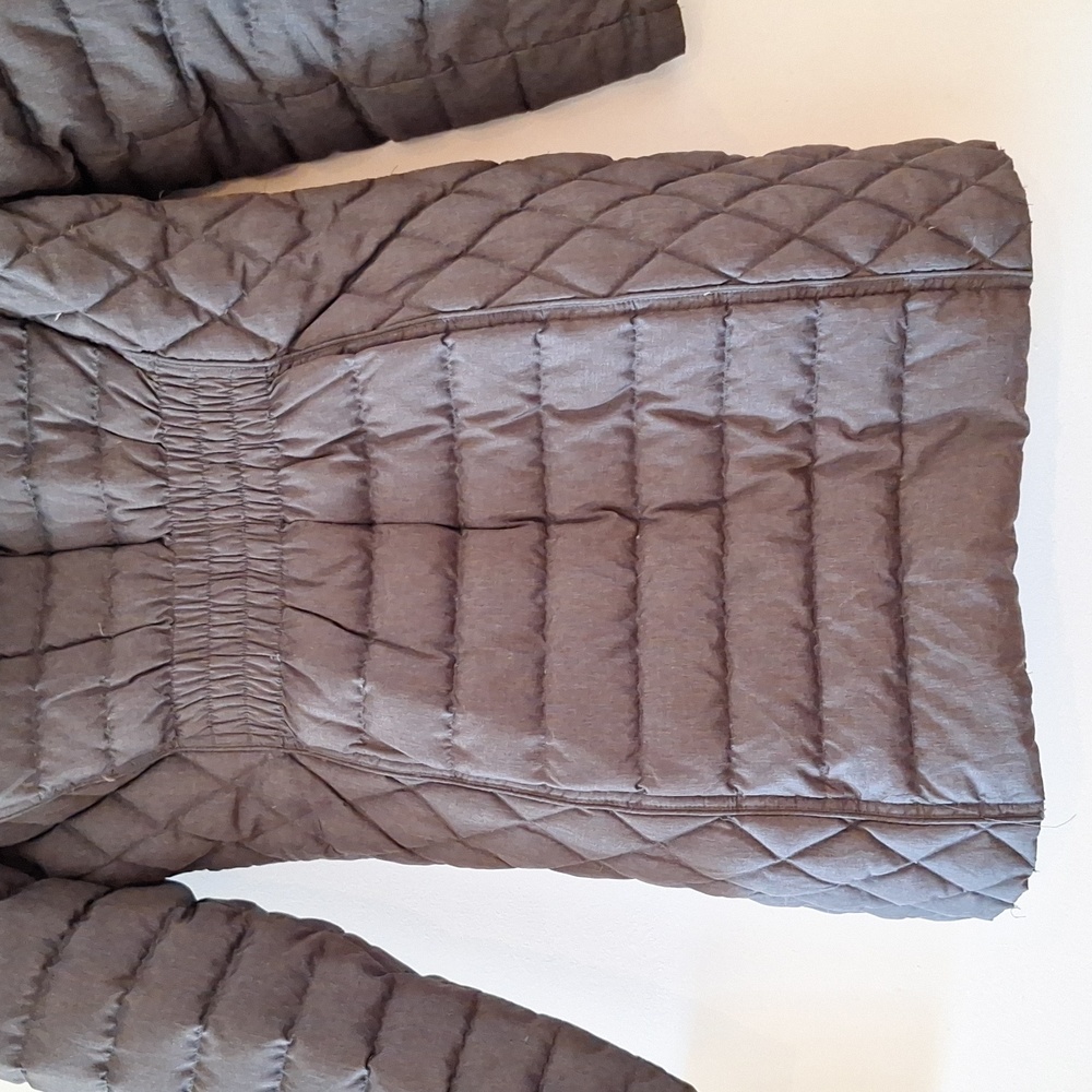 MICHAEL KORS Down Coat - Excellent Used Condition - Picture 6 of 9